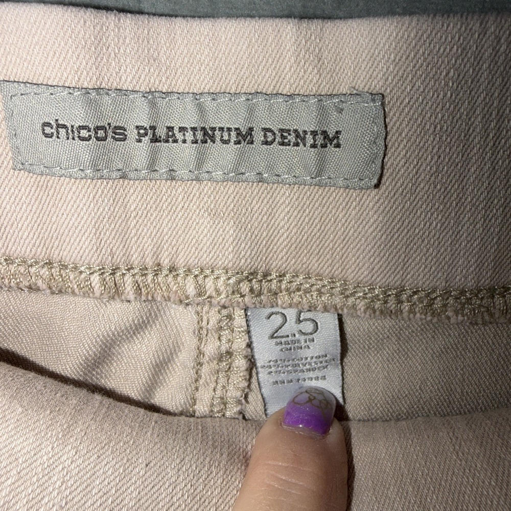 Chico's Platinum Denim Pull On Jeans Women's Size 2.5 Beige Slim Straight Pants - Picture 3 of 8